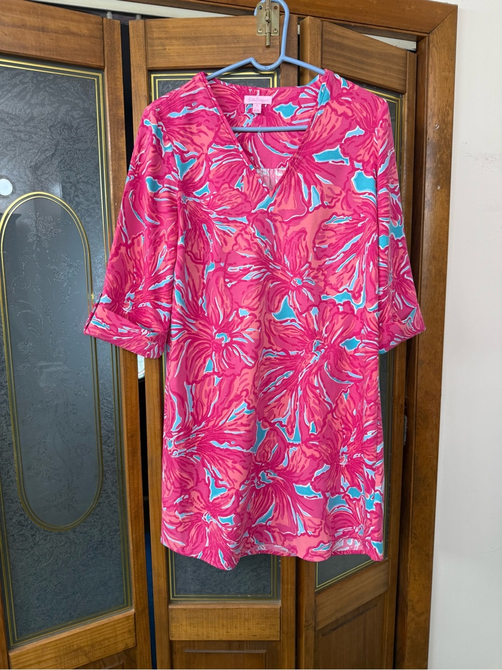 Lilly Pulitzer Hot Pink Floral Shift Dress with Aqua Details, LIKE NEW Ladies